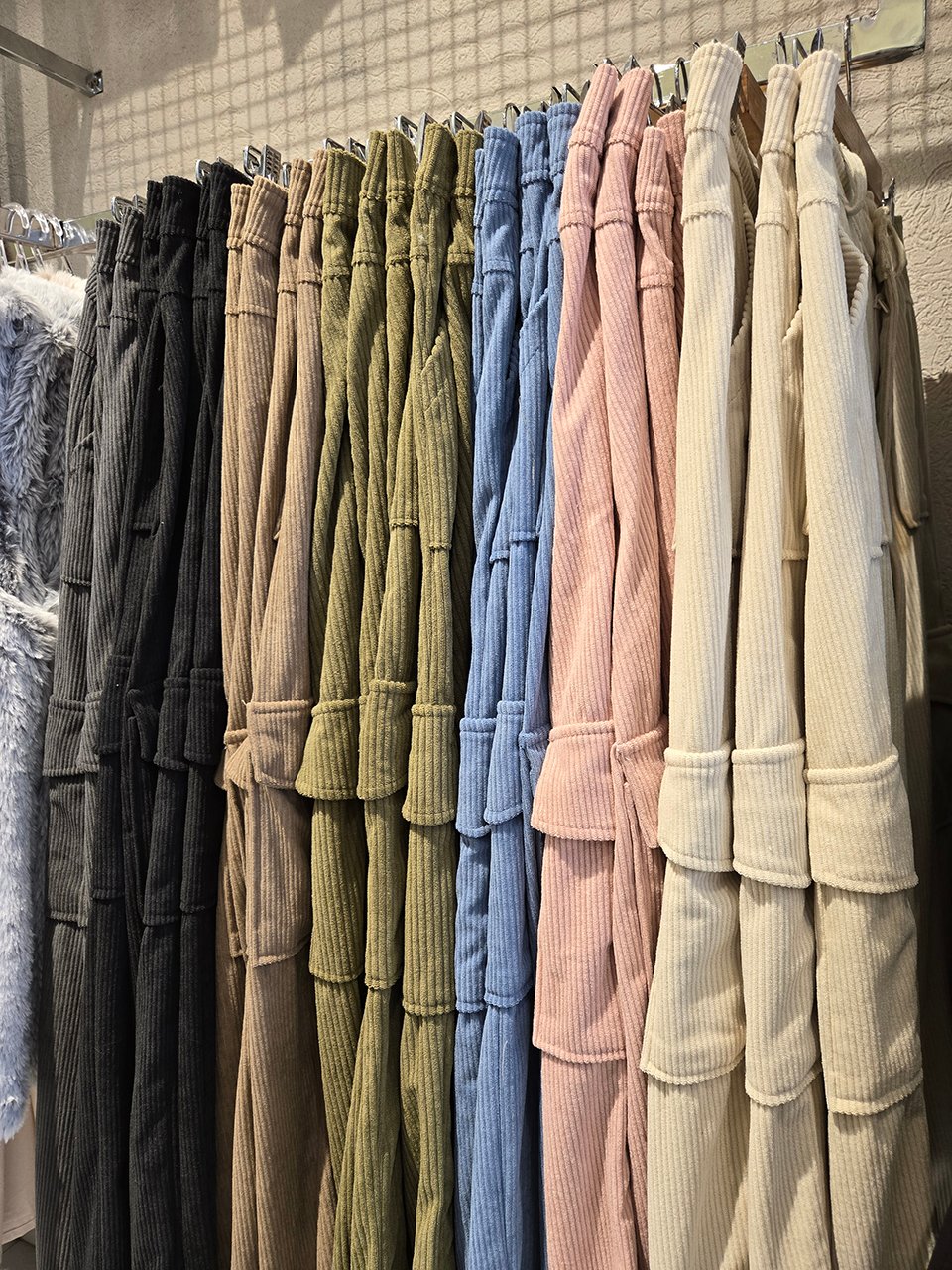 PANTALON DE CORDEROY