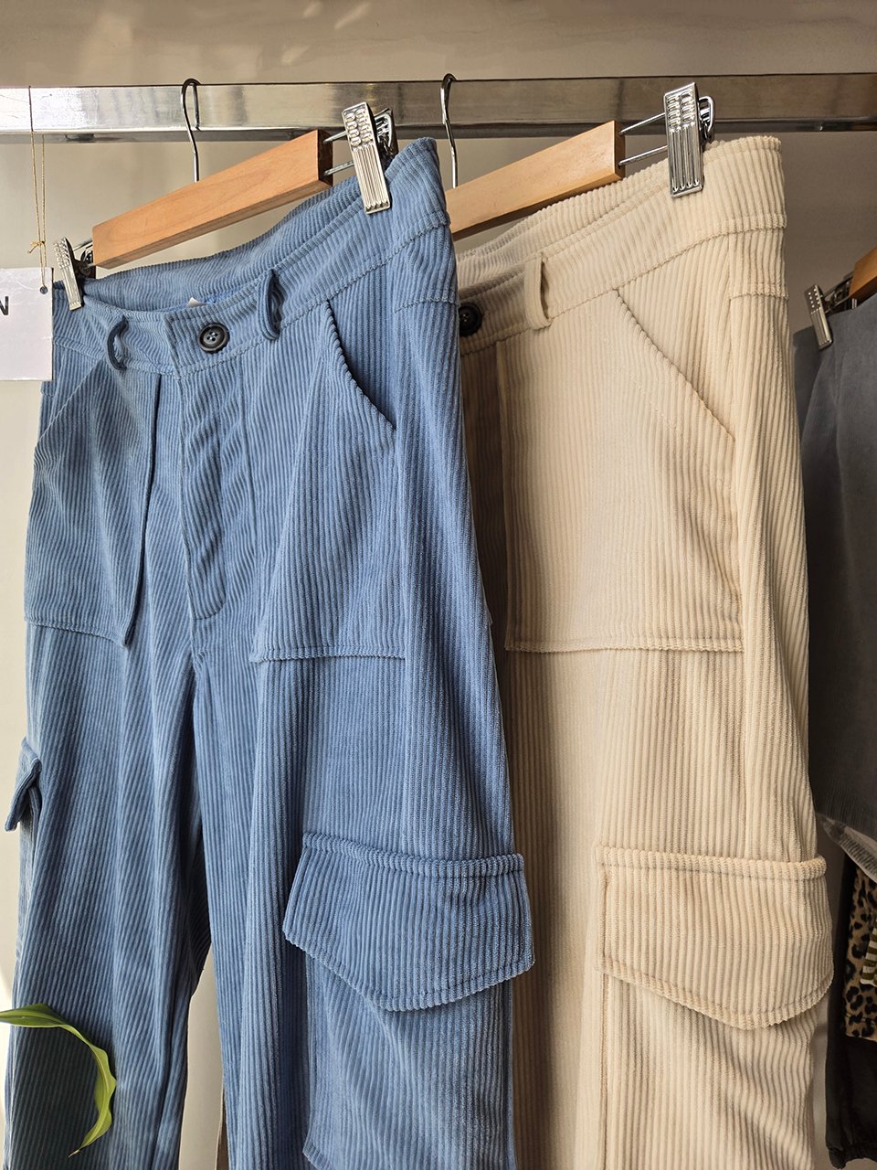 PANTALON DE CORDEROY